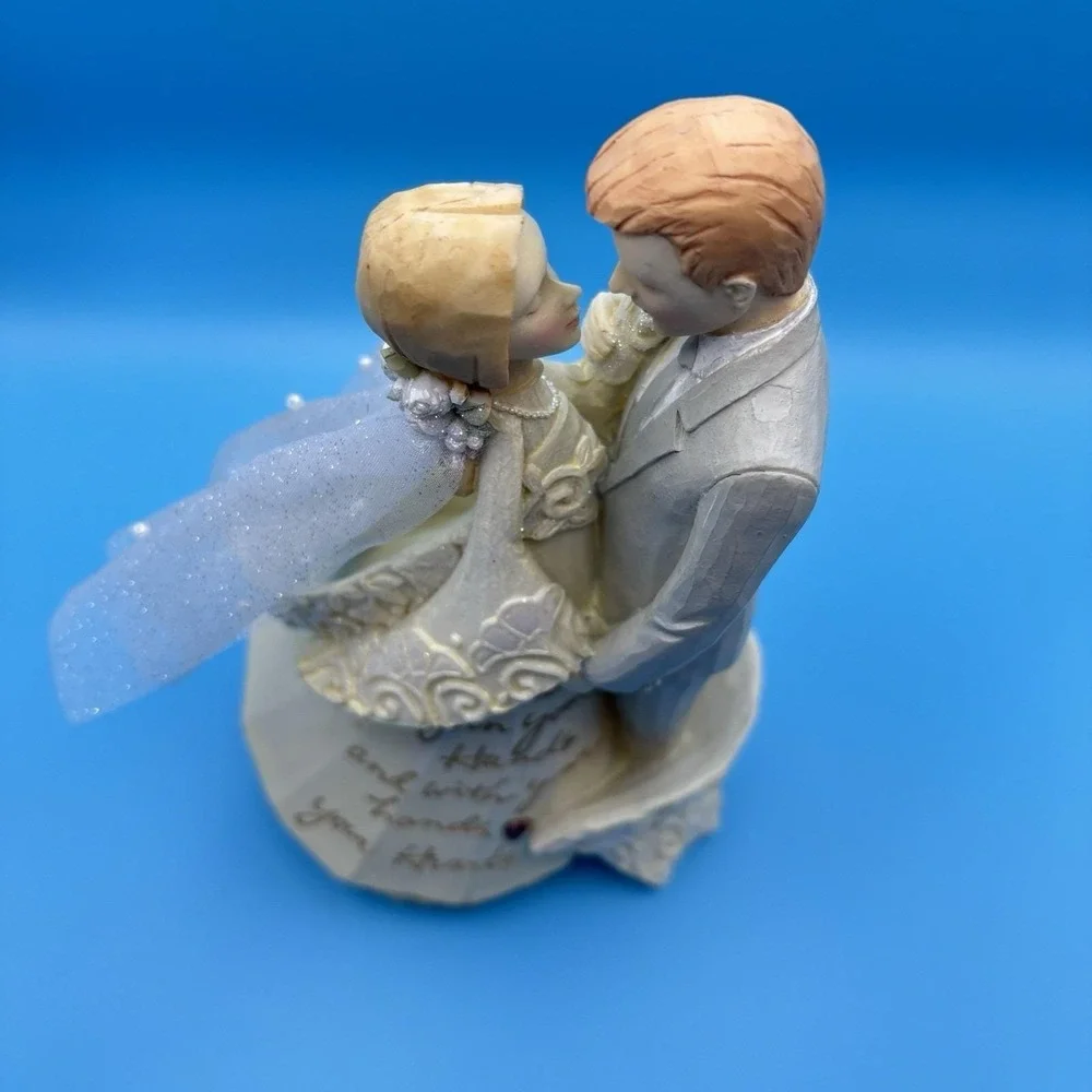 Vintage 2006 Foundations Enesco Wedding Couple‎ Karen Hahn Design Cake Topper 8